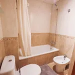 罗亚公寓酒店 *